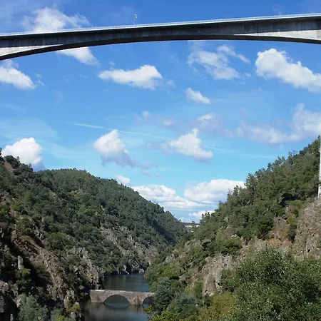 בית נופש Casa Do Cabril Pedrógão Pequeno